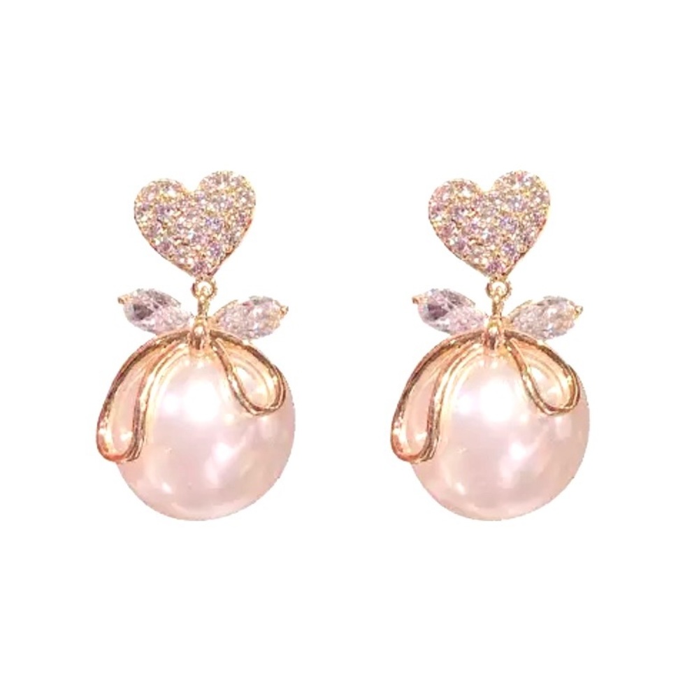 New White Zircon Heart with Pearl Drop Dangle Earrings - Picture 7 of 7
